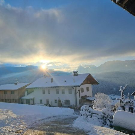 Schweiggerhof -Agriturismo- Farm Holidays Villandro Dış mekan fotoğraf