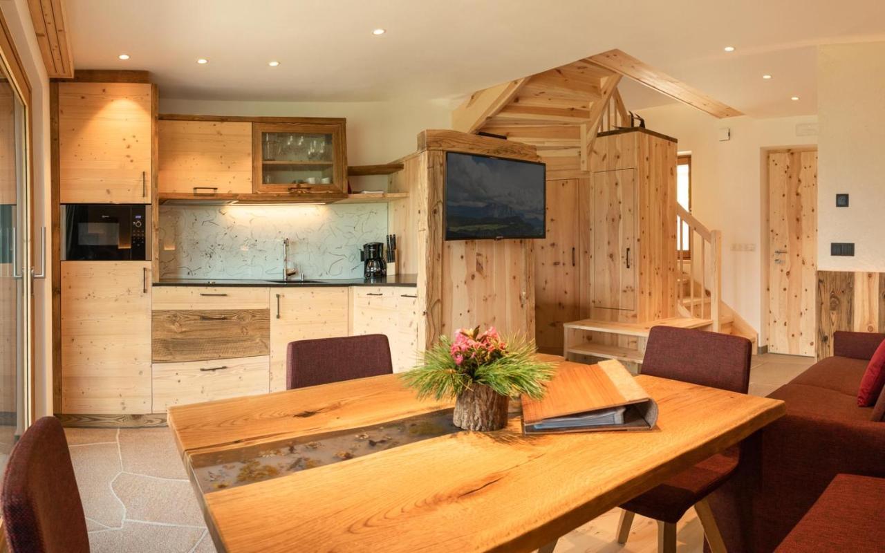 Schweiggerhof -Agriturismo- Farm Holidays Villandro Dış mekan fotoğraf
