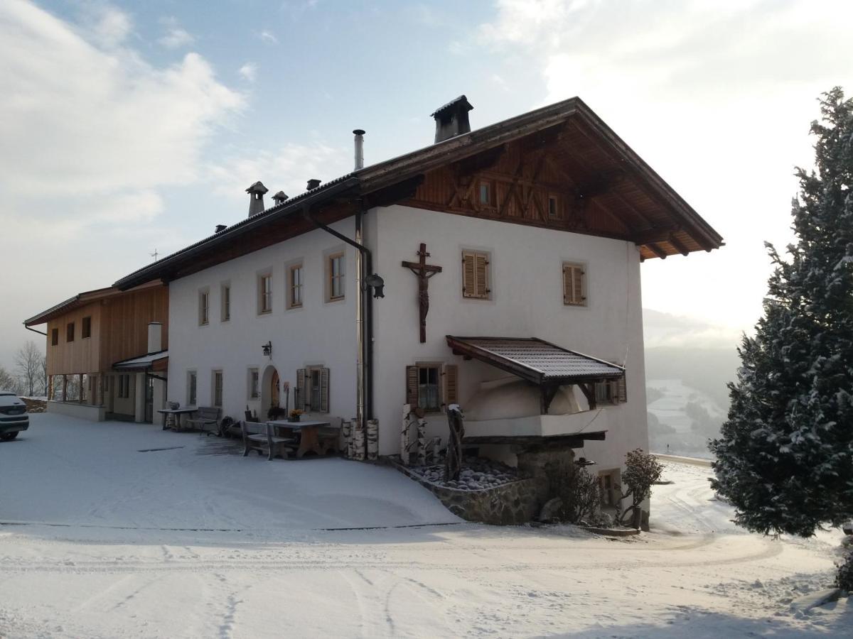 Schweiggerhof -Agriturismo- Farm Holidays Villandro Dış mekan fotoğraf