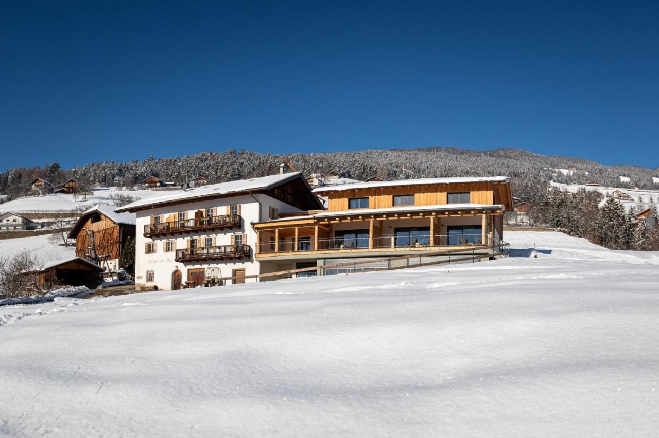 Schweiggerhof -Agriturismo- Farm Holidays Villandro Dış mekan fotoğraf