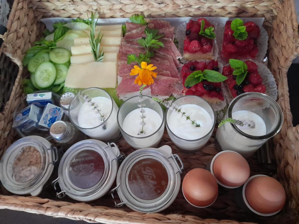 Schweiggerhof -Agriturismo- Farm Holidays Villandro Dış mekan fotoğraf